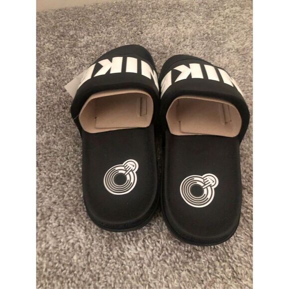 Nike Offcourt Slides Black/Summit White Women's Size 10 - Picture 3 of 5